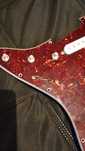 Pickguard  com eletrónica de uma Fender standard made in indonesia