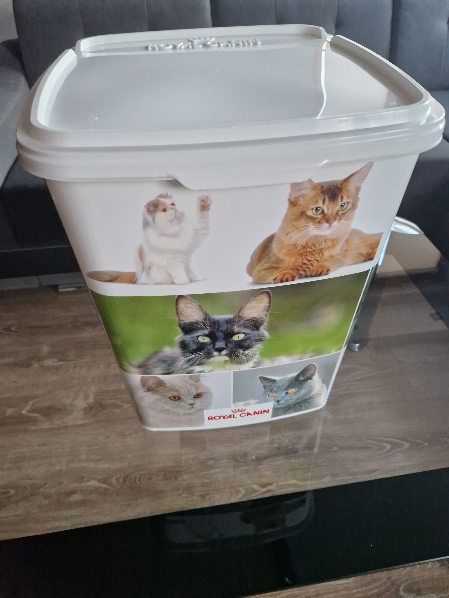 Pojemnik wiadro 40 l na karmę żwir royal canin kot
