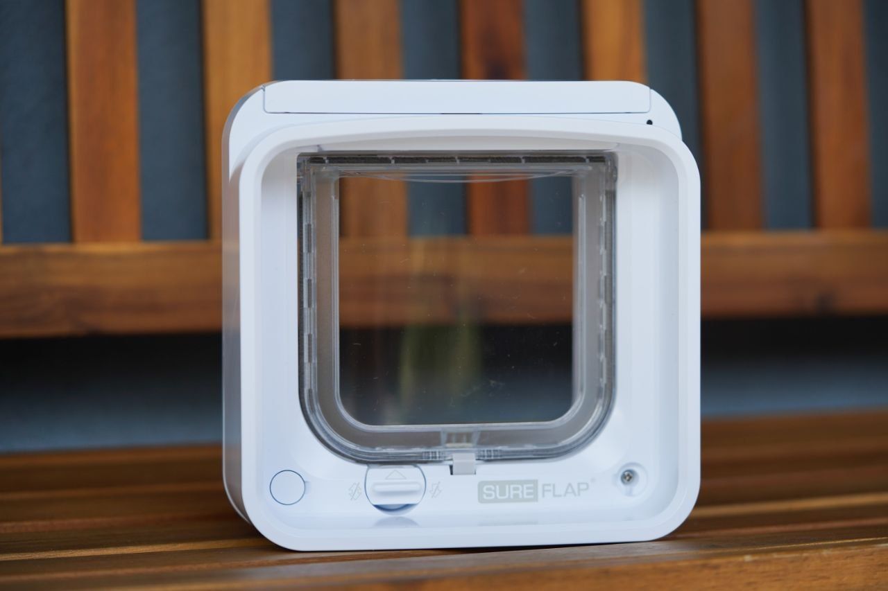 SureFlap Дверца для кошек с чипом автоматическая 140*140мм, белый