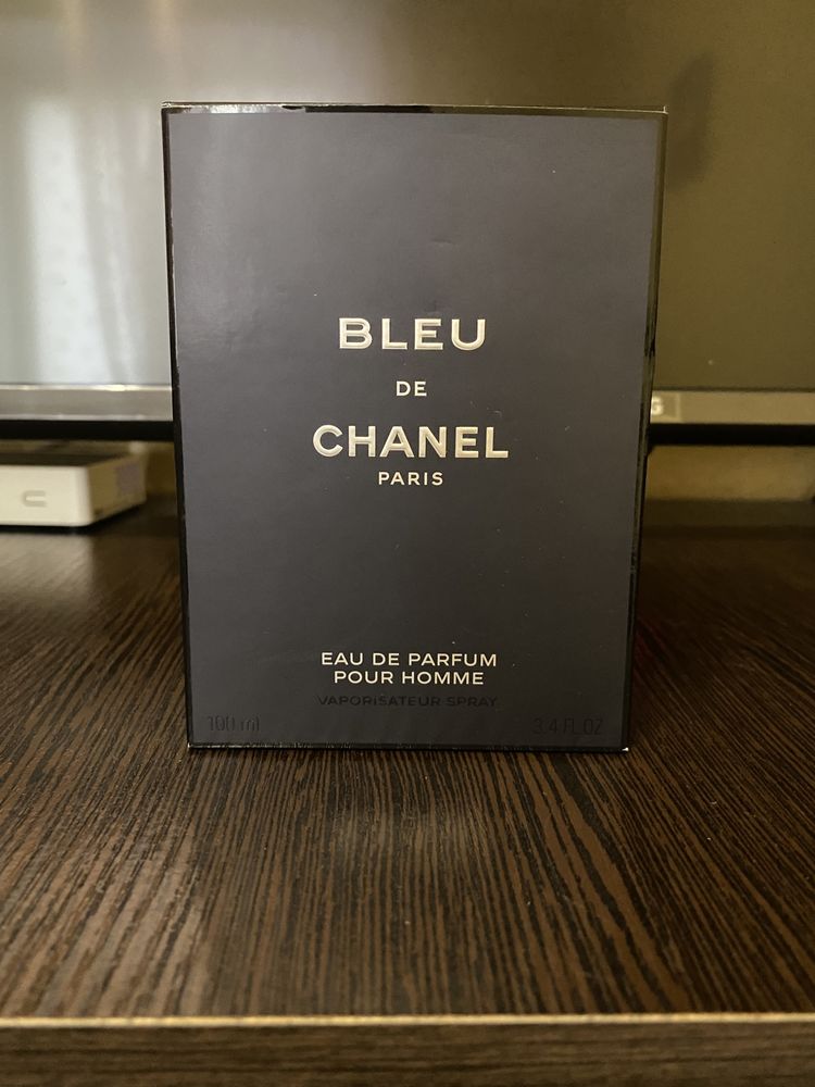 Armani Carolina 1 Million Yves saint laurent Chanel Dolce & gabbana