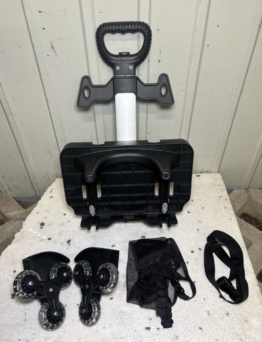 Wózek bagażowy z siatką i opaską