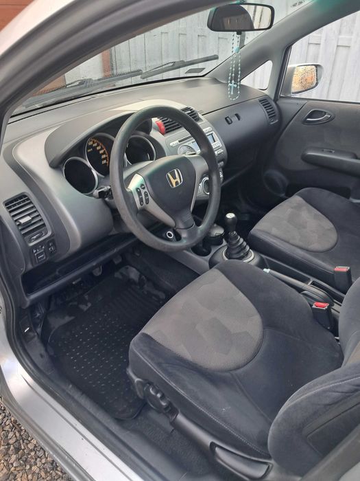 Nowa cena. Sportowa wersja Honda Jazz  II /Grudzień 2006 rok