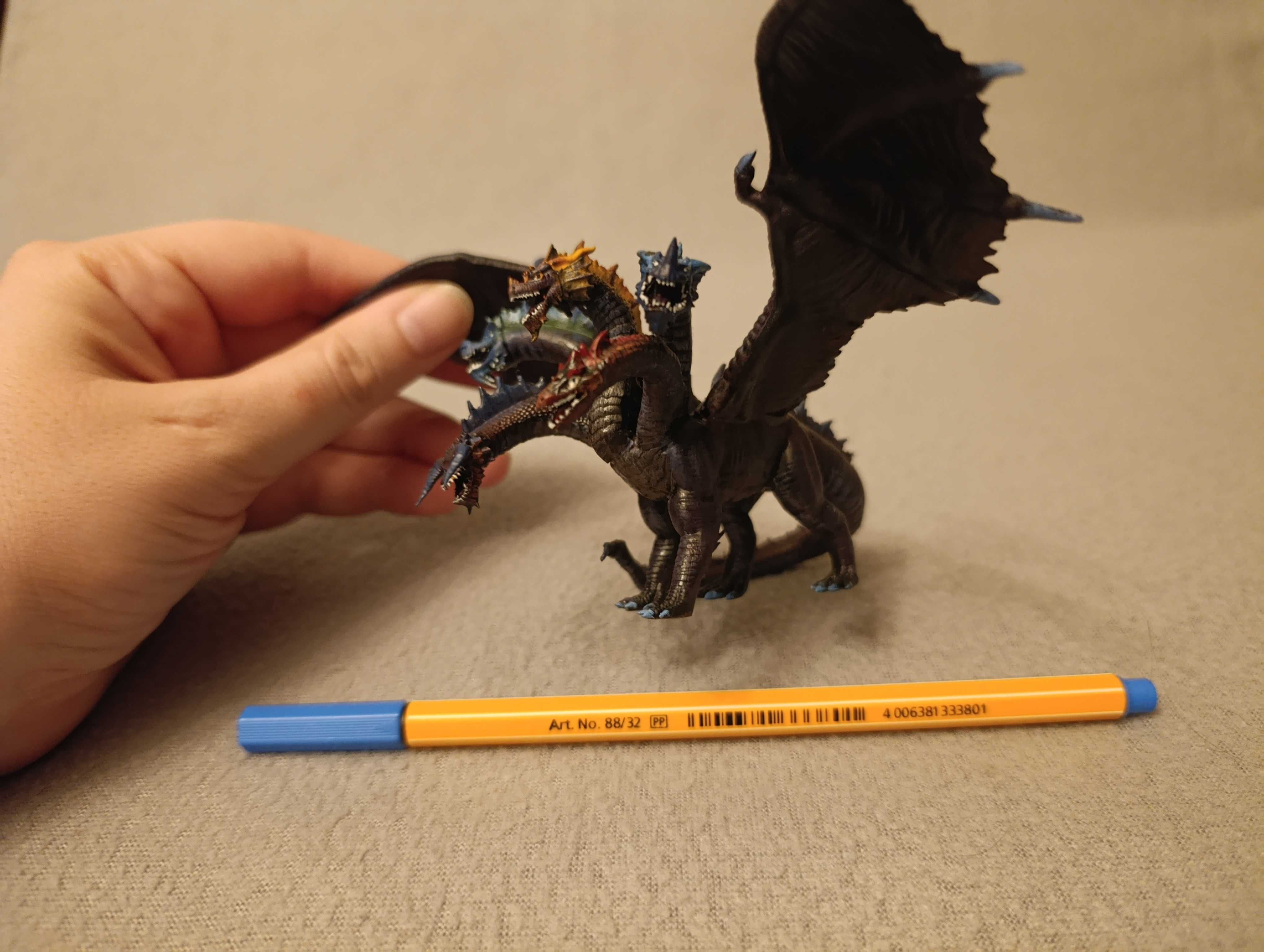 Figurka 3D żywiczna Tiamat duża pomalowana