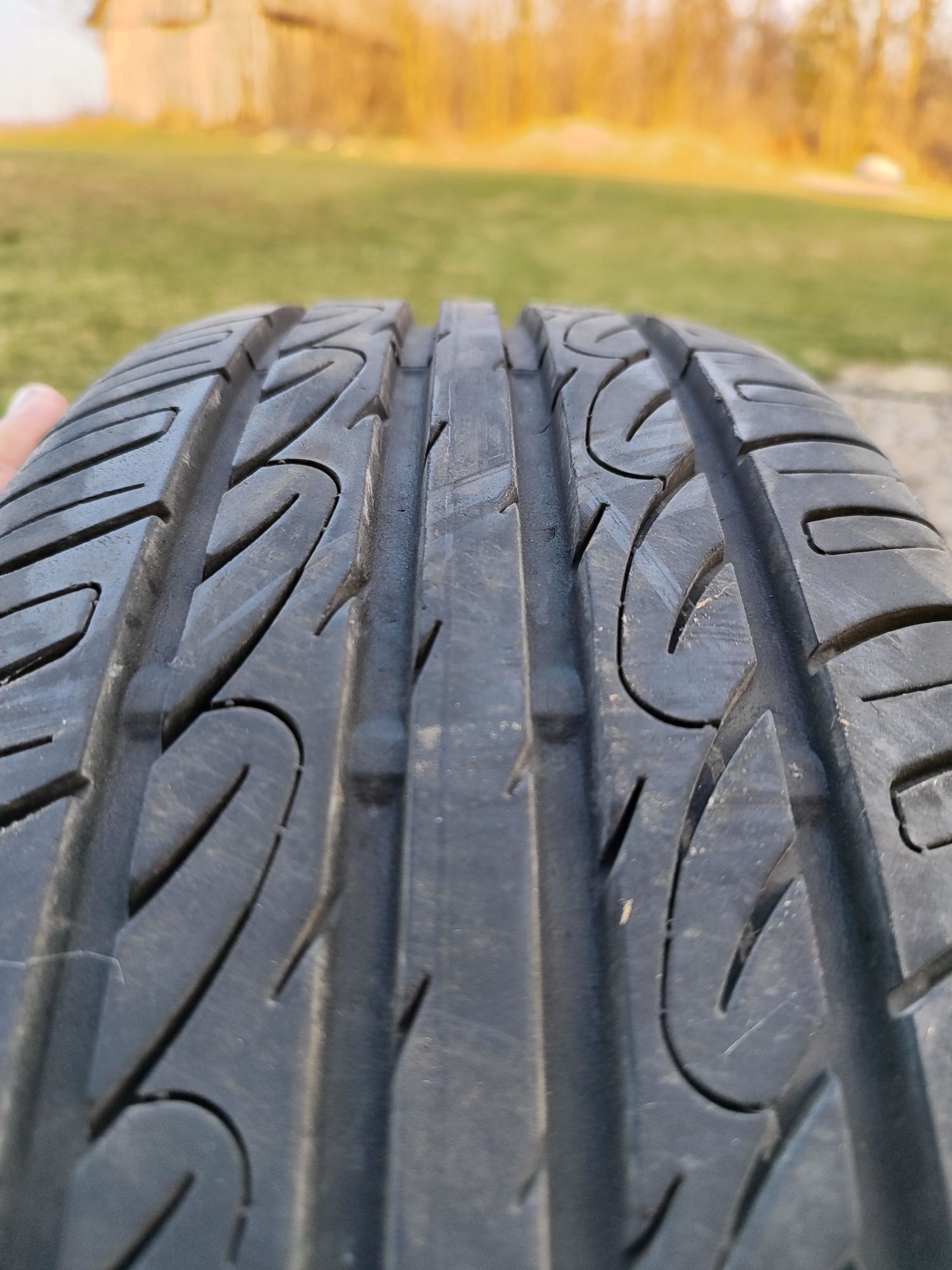Opony letnie 195/60/15 jak nowe
