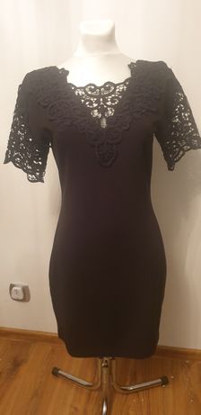 Mała czarna koronkowa sukienka r.L