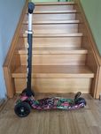 Hulajnoga trójkołowa kolorowa świecąca ScooTer
