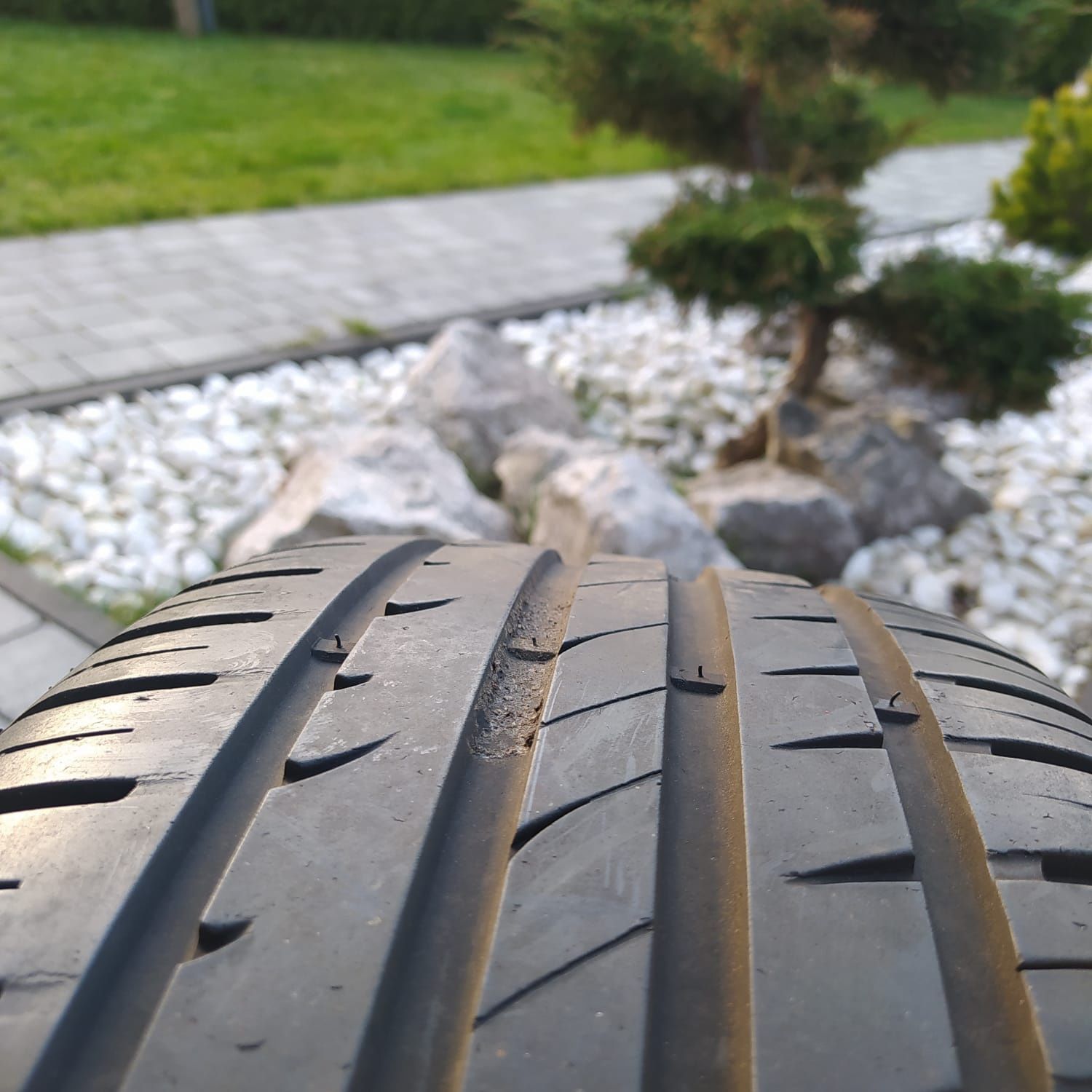 Opony letnie plus felgi 235/55 R17