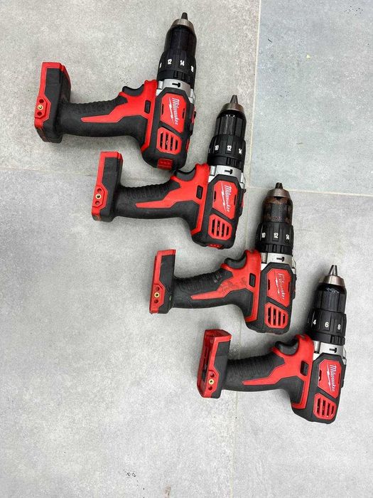 Milwaukee M18BPD-402C wkretarko-wiertarka udarowa