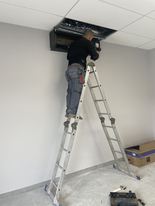 монтаж кондиціонера