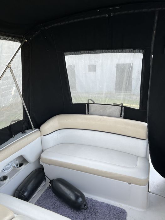 Łódź motorowa Four winns vista 258