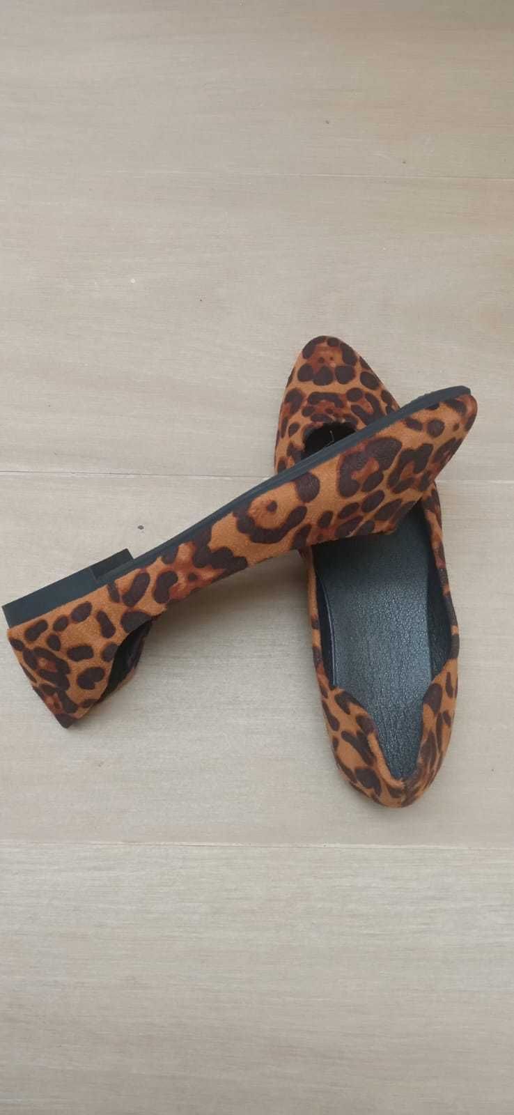 Sapatos leopardo