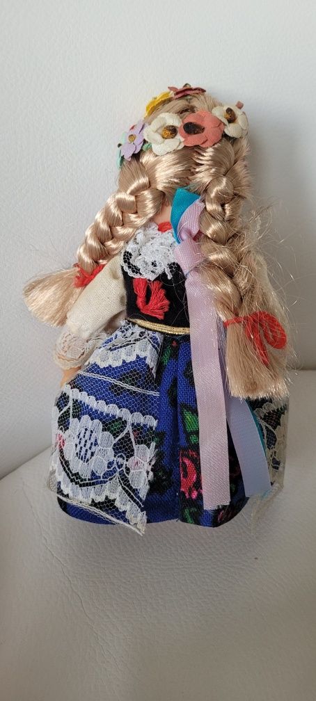Stara lalka w stroju ludowym kolekcjonerska 18 cm z PRL