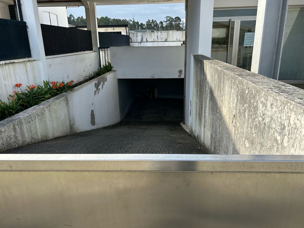 Loja com 450m2 para comércio/industria