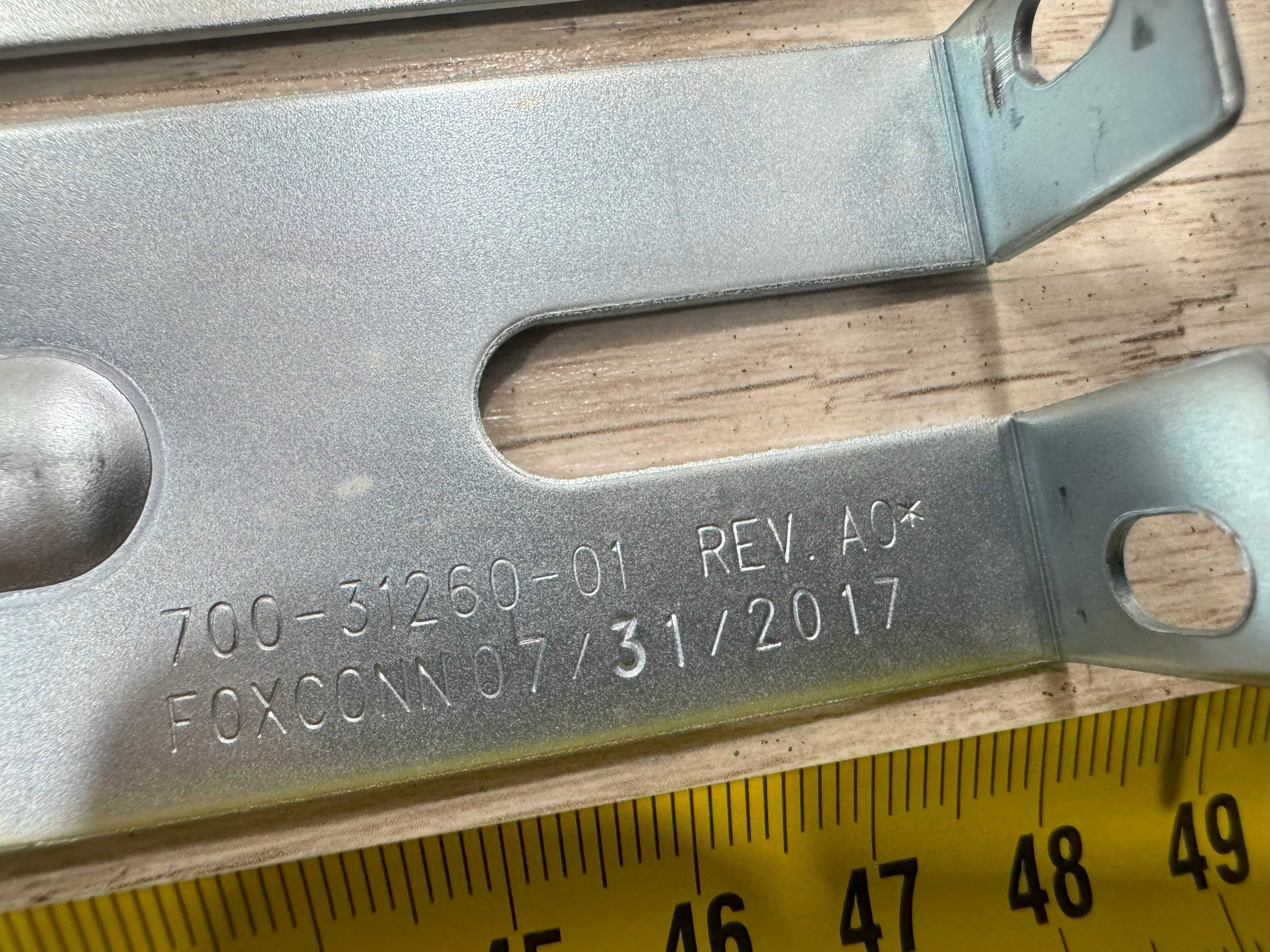 Szyny serwerowe rack Cisco Nexus 2000, 3000 Foxconn 700_31260_01