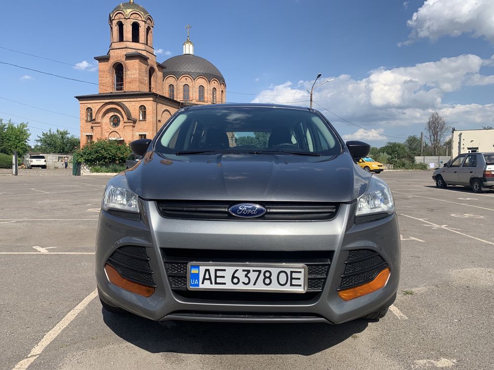 Продам Ford Escape