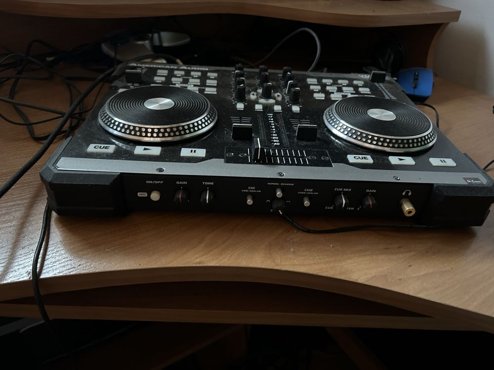 Mikser American Audio VMS2