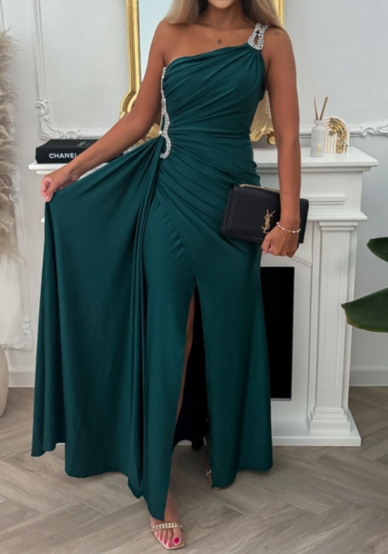 Elegancka sukienka zielona butelkowa zieleń dla świadkowej na wesele