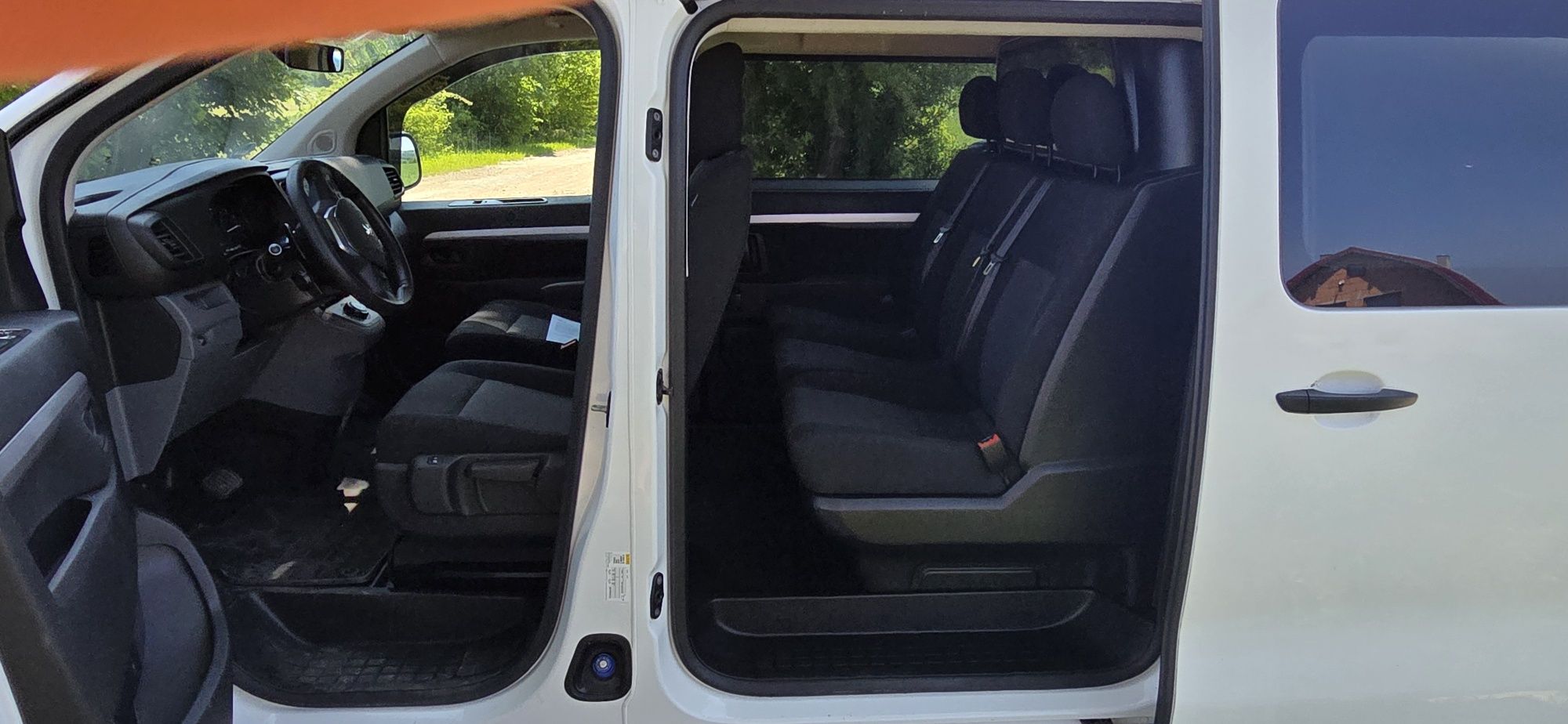 Peugeot Expert brygadówka 5 os. Wynajem do wynajęcia bus z oc sprawcy
