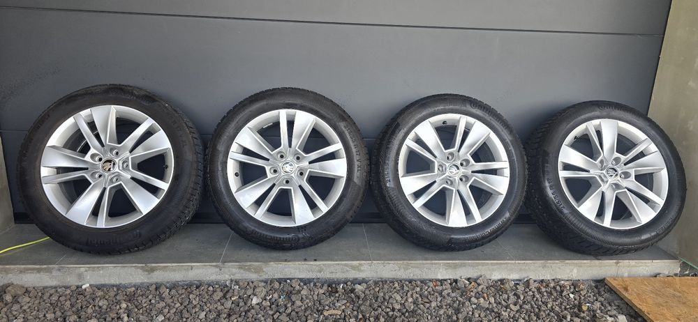 4x Koła  215 55 R17 V XL Felgi 5x112 ET 45 Skoda Volkswagen