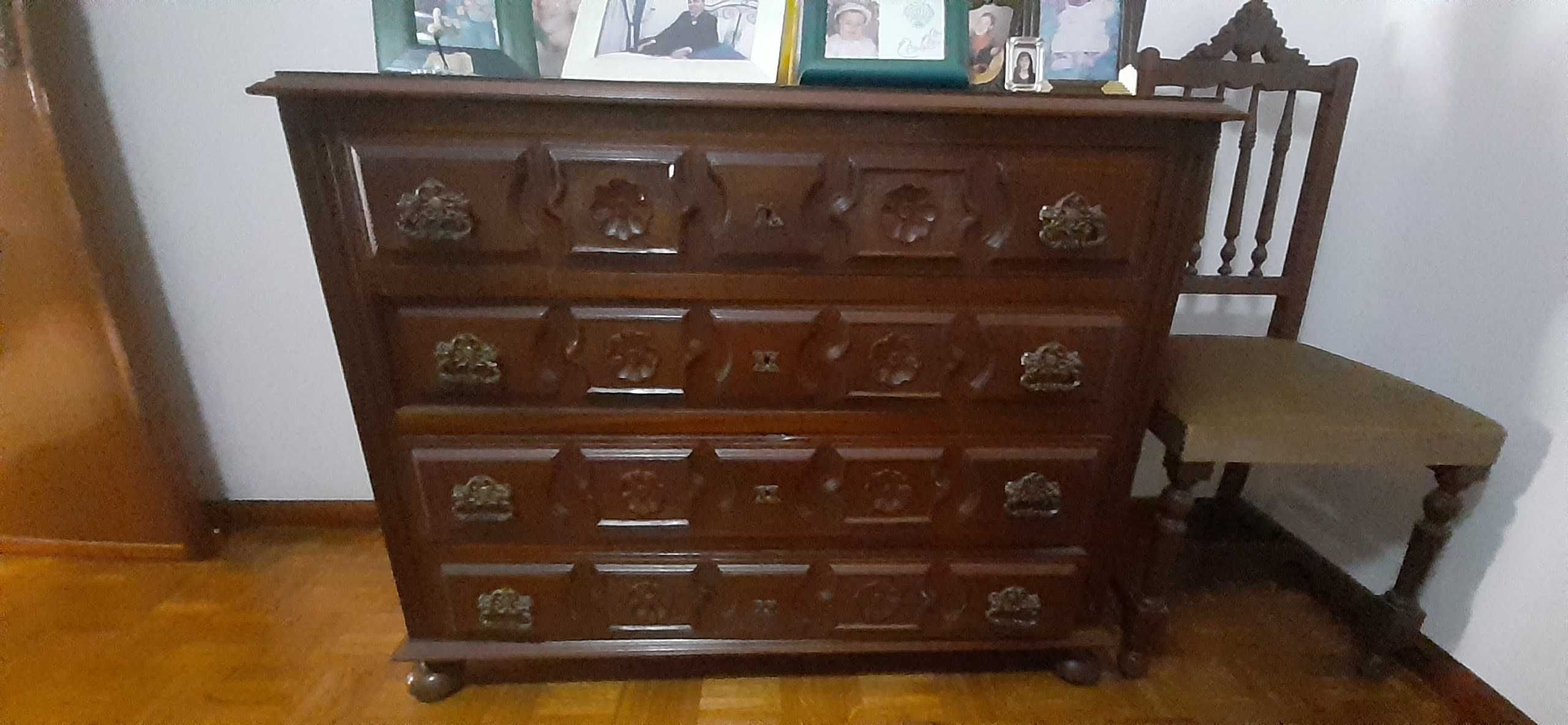 Conjunto Quarto, Cama + cabeceira + camiseiro + roupeiro