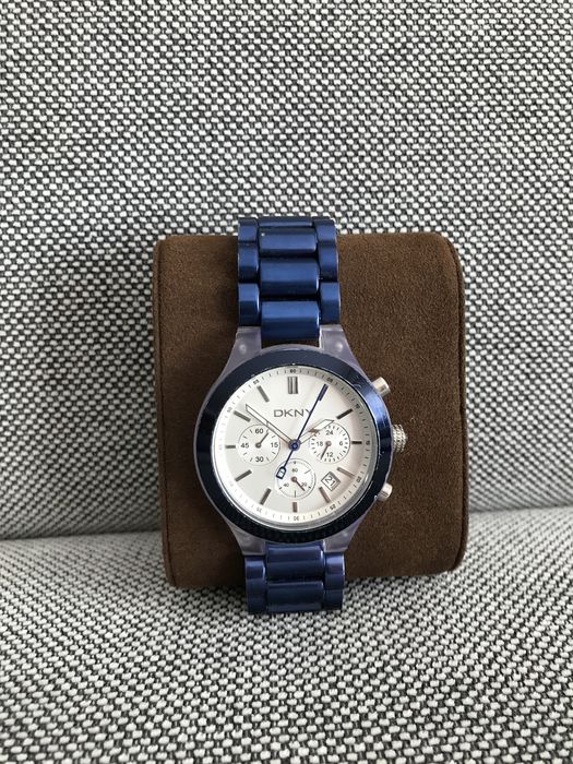 Relógio azul DKNY