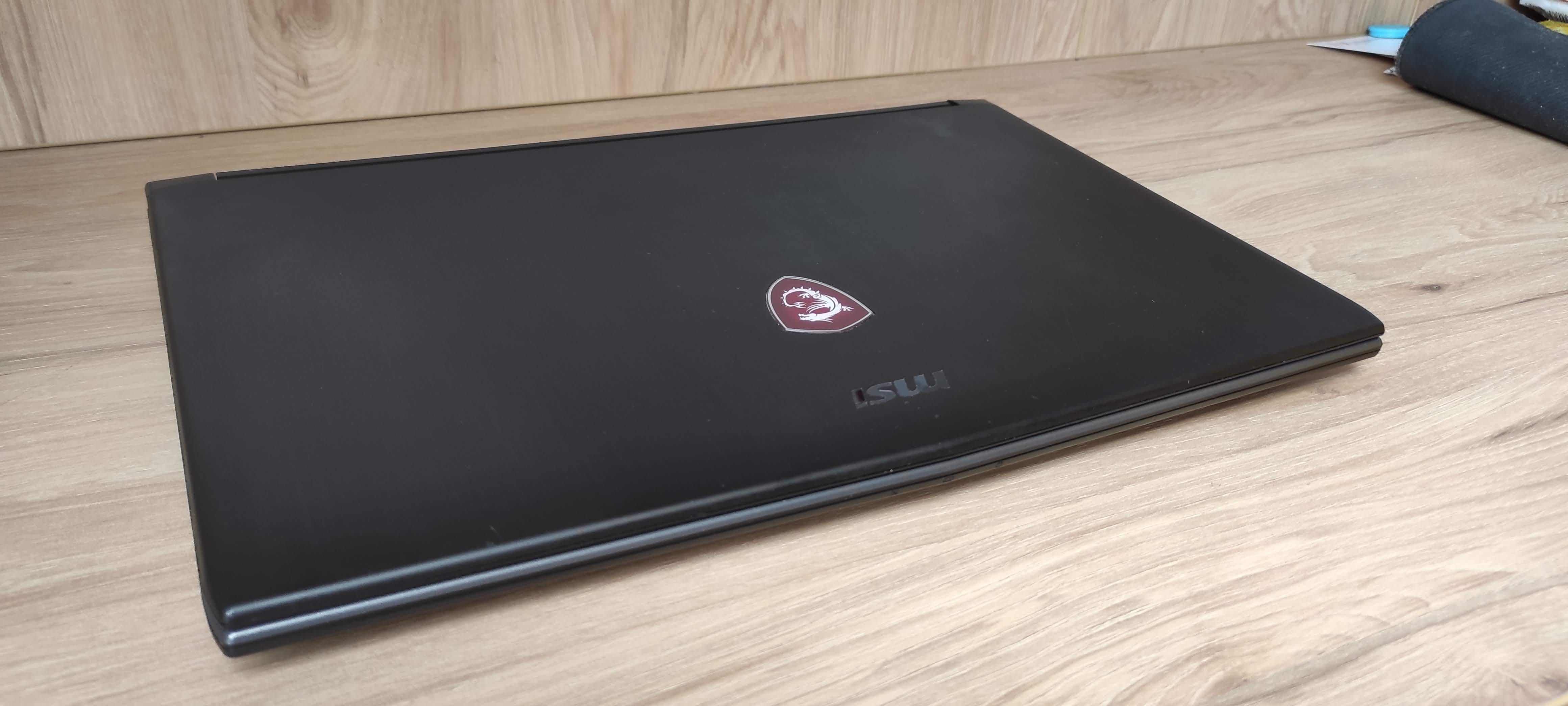 Laptop MSI 15,6"