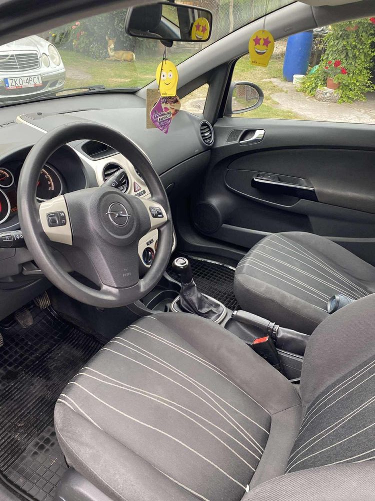 Opel corsa 2007r
