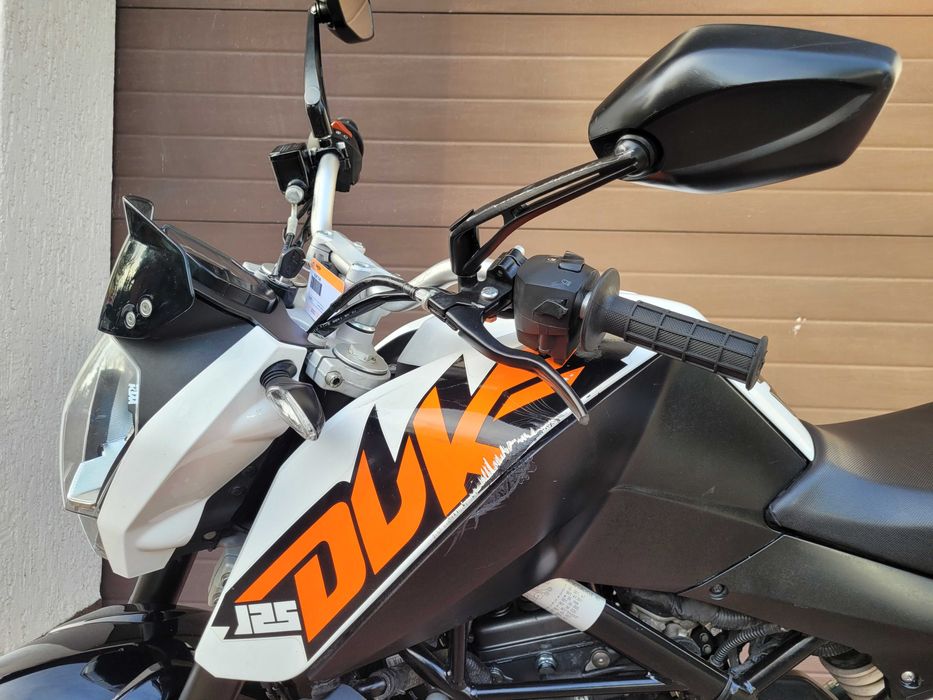 KTM Duke 125 - 2013 | 25 000km