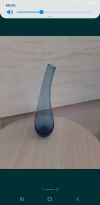 Wazonik wazon szkło prl vintage niebieski skrzywiony kolekcja home boh