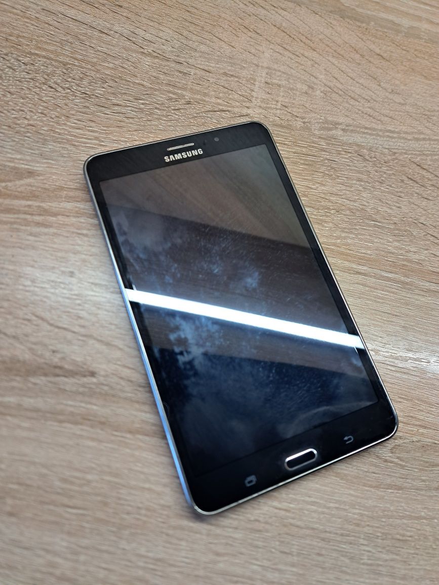 Продаю планшет Samsung( Tablet)SM-T231