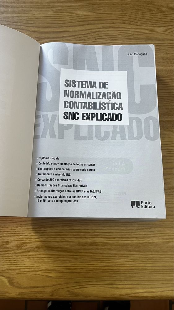 Livro Sistema de Normalização Contabilística