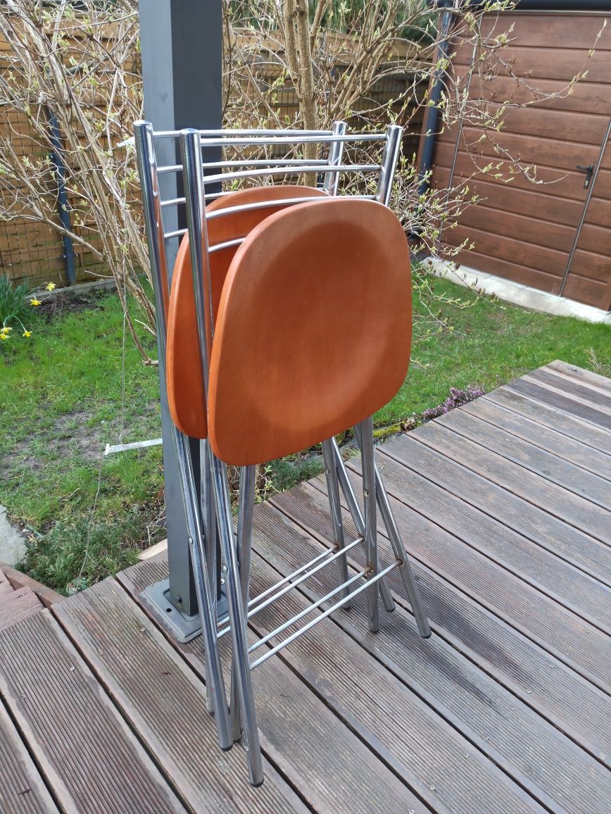 Krzesło solidne metalowe składane, dwa krzesła