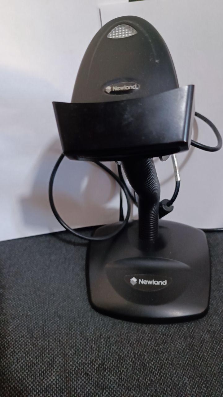 Ручний сканер штрих-коду Newland HR100 (USB V-COM)