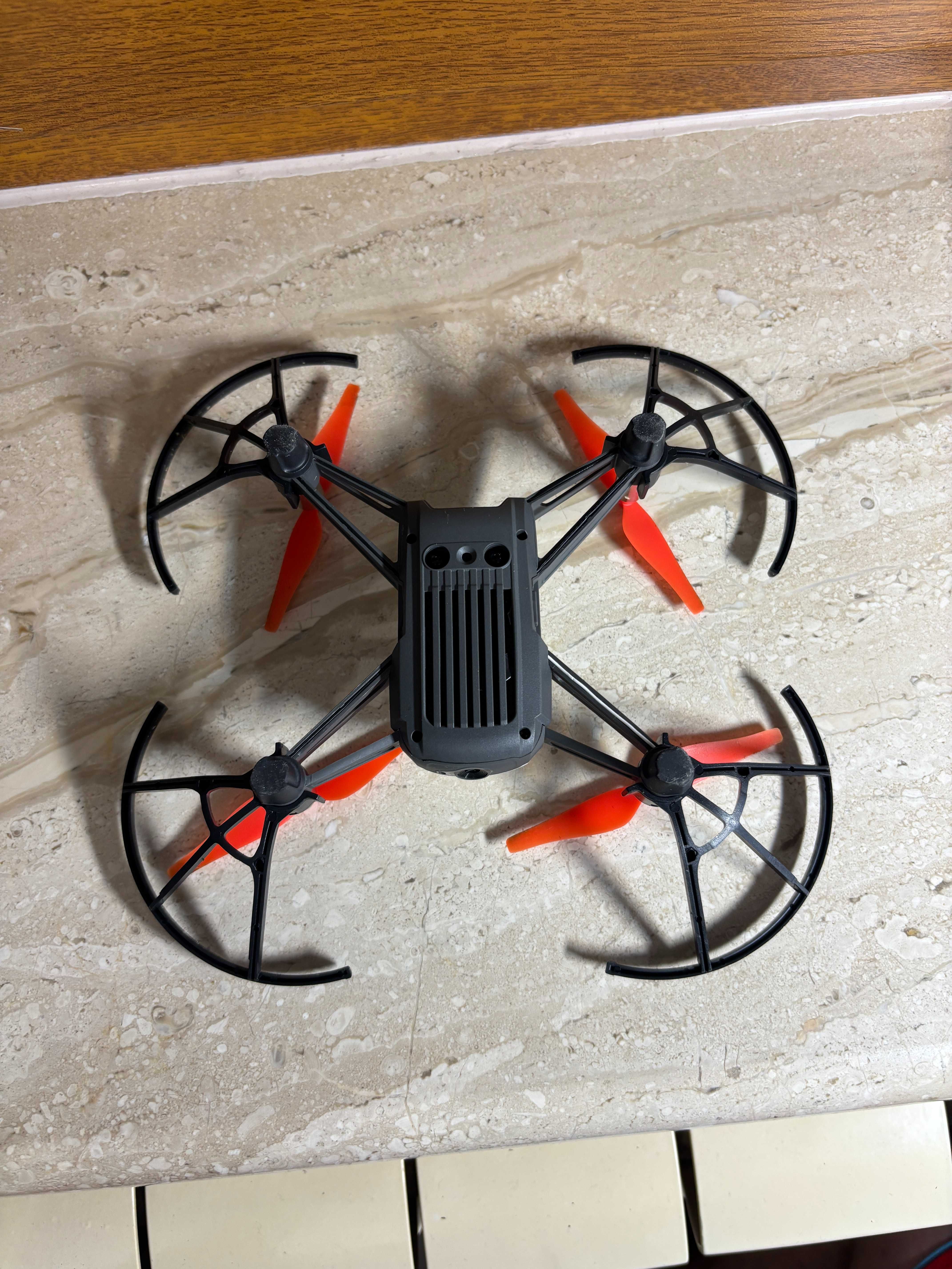 Dron DJI Tello 3 baterie kontroler DUŻY ZESTAW