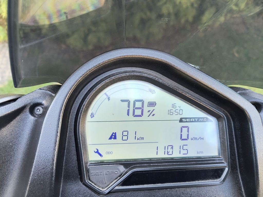 SEAT MQ /Silence S01 Skuter elektryczny.