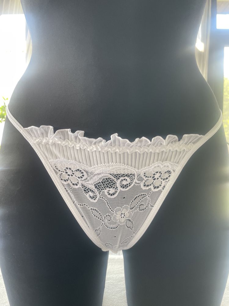 Stringi r. M (145)