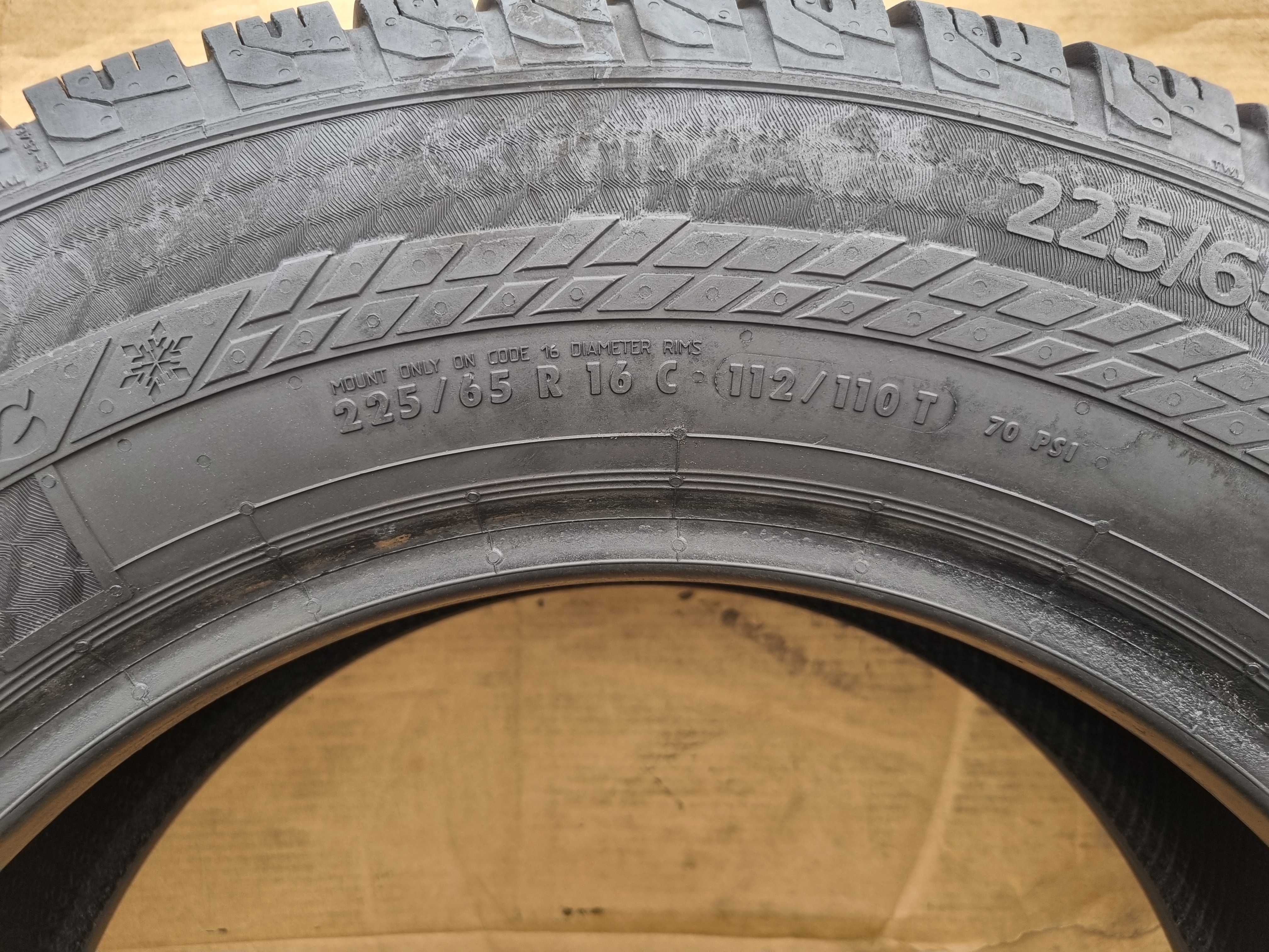 Opony Całoroczne 225/65/16C 112/110R VanContact 4Season Rok 2021