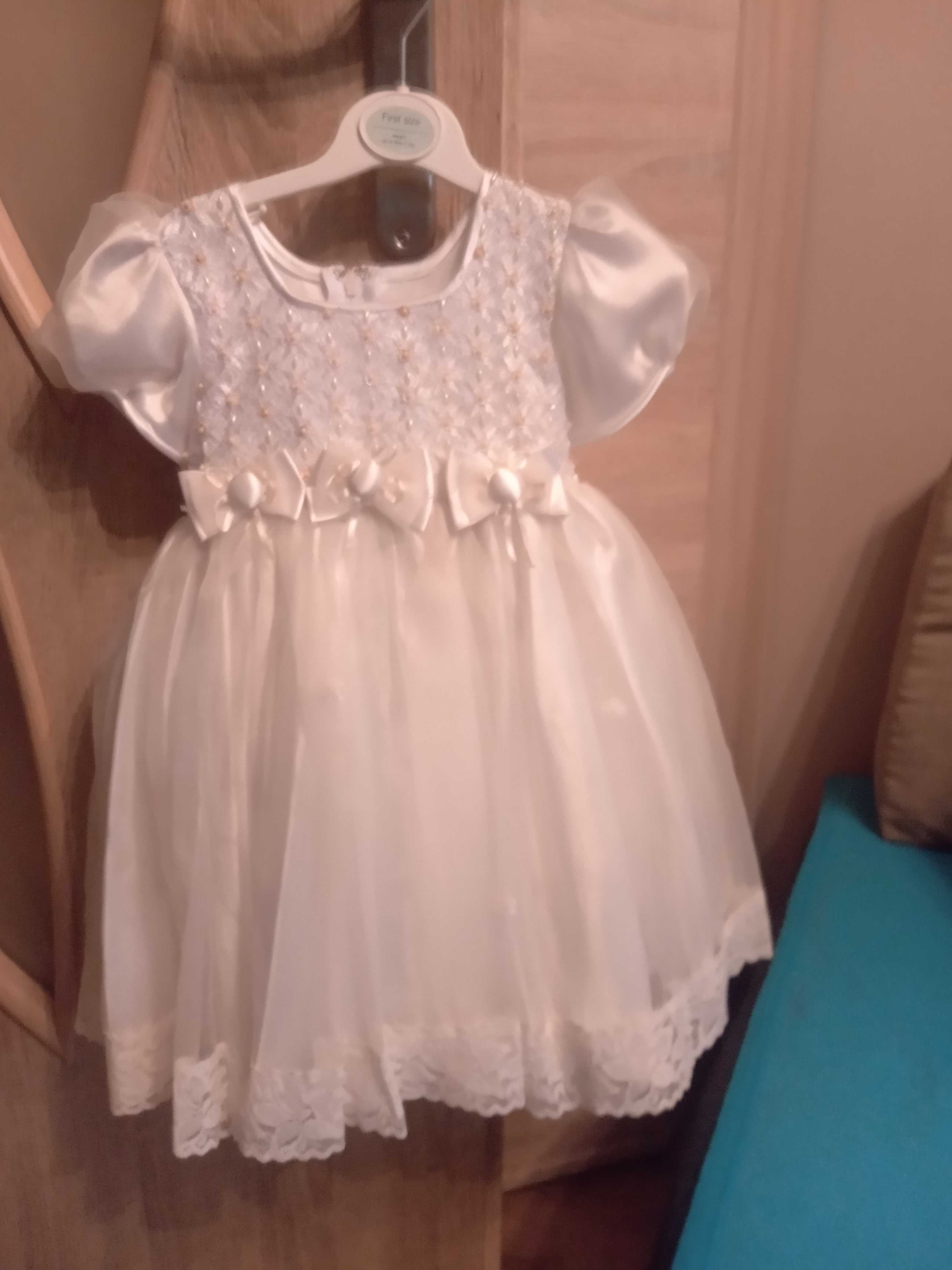 Sukienka elegancka suknia balowa kremowo biała dziewczynka 3lata