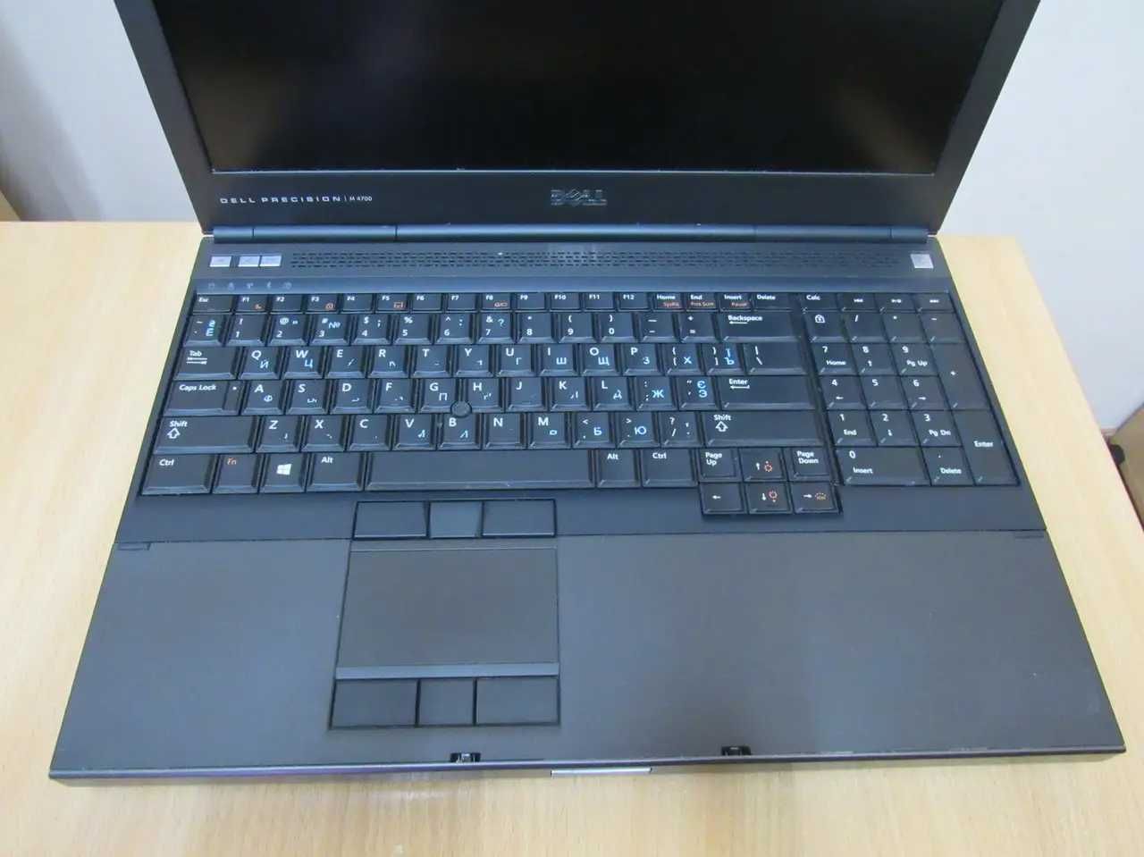 Laptop Dell 15.6"/ Core i7-3740QM / 8Gb RAM/ 240SSD /NVIDIA Quadro 2Gb
