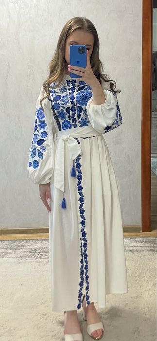 Вишита сукня/ сукня з вишивкою/ сукня- вишиванка/вишите плаття