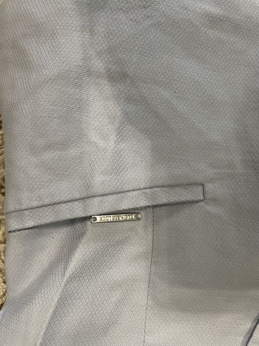 Весенний брючный костюм