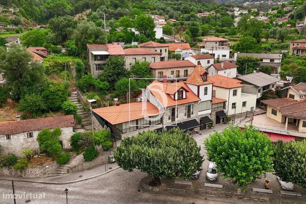 Venda de Restaurante em Bouro (Santa Maria), Amares – Restaurante Cruz