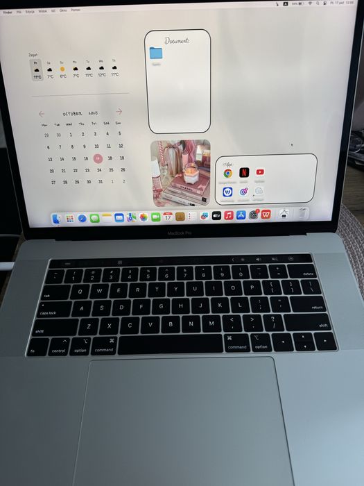 MacBook Pro 15” 2018/ i7/ 16GB/ 512GB SSD. 21 Cykli ładowań