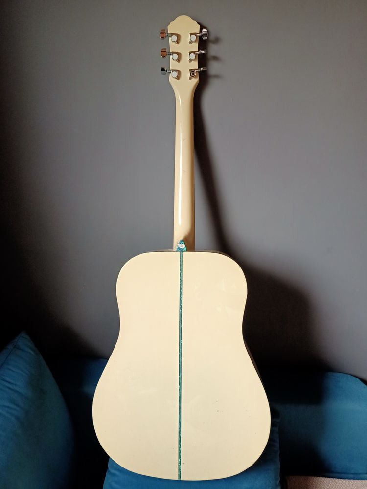 Gitara akustyczna Oscar Schmidt