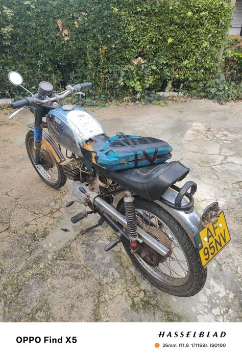 Mota Clássica Casal K182s 50cc de 1978 - Perfeita para Restauro