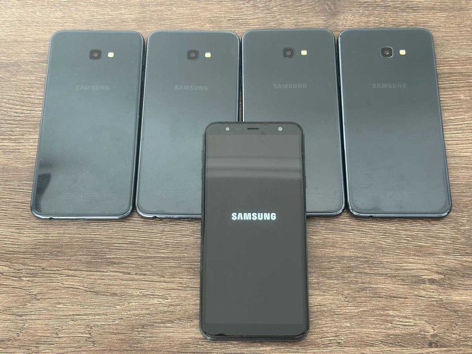 Смартфон Samsung Galaxy J4+ J415FN 2/32гб 3300мАг 2-Sim 13/5мп 6"