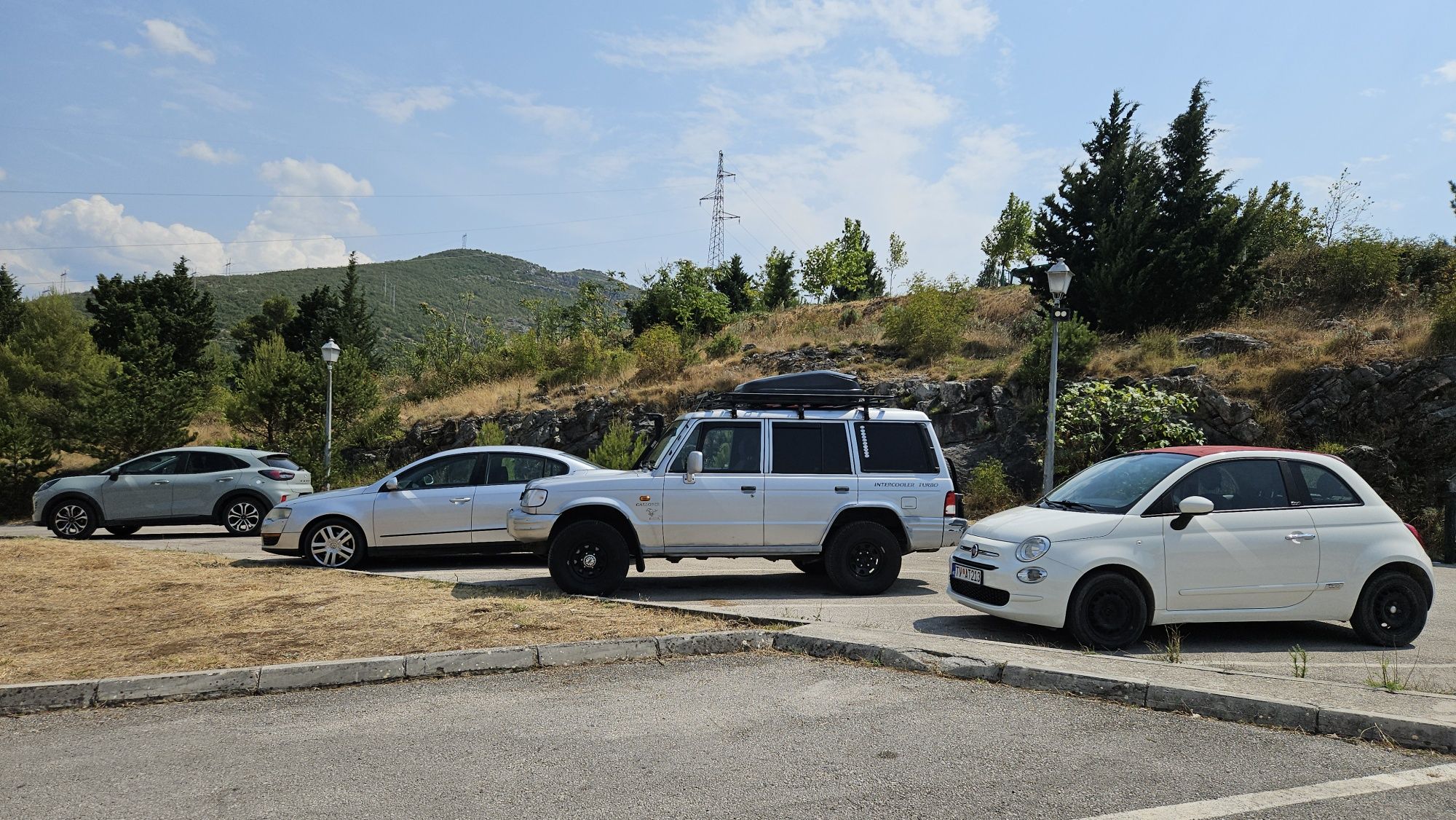 Hyundai Galloper 2.5 TDI 4x4 7os. Hak 

Na sprzedaż Gallop