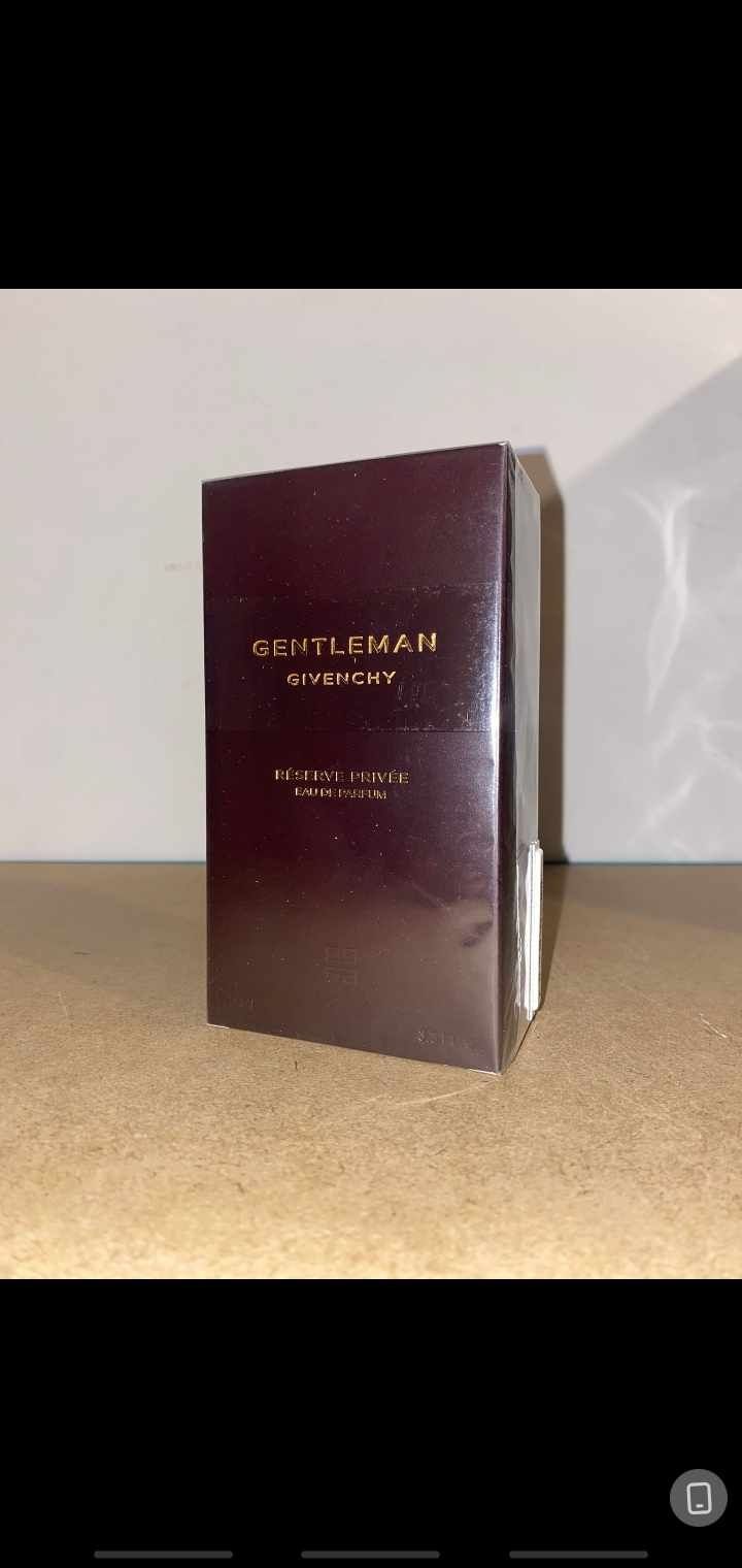 Gentleman Givenchy Rěserve Privěe l