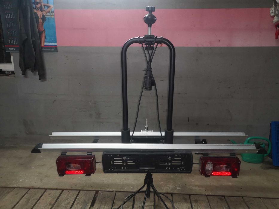 Bagażnik na 2 rowery na hak samochodowy