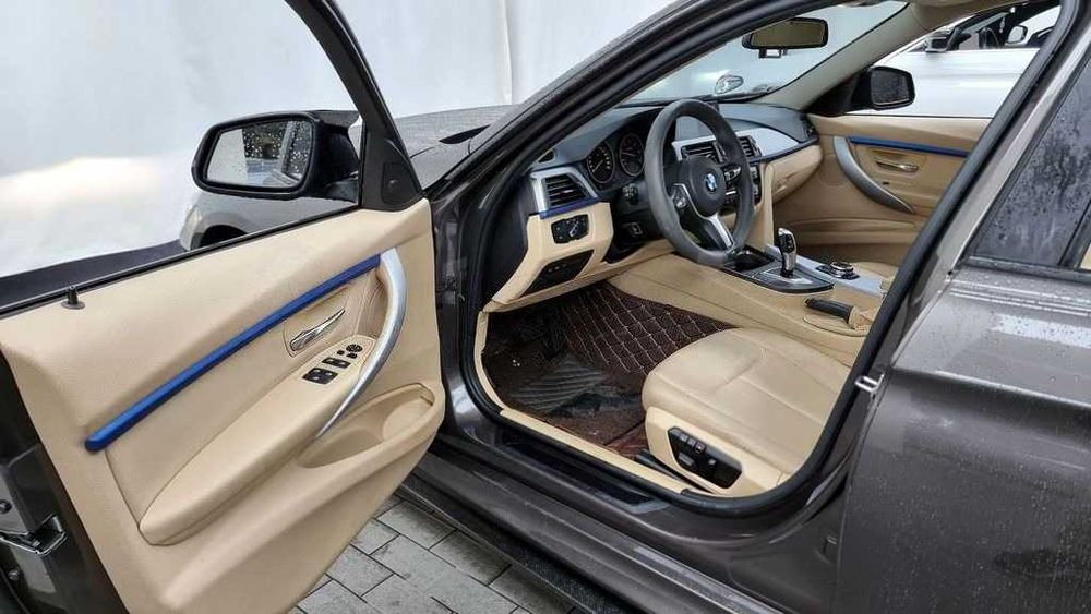BMW 3 Series (F30) 320d